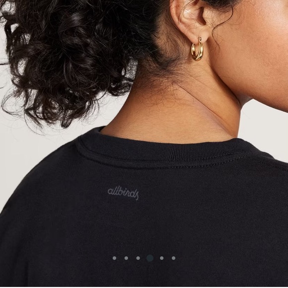 ALLBIRDS Women's Classic Fit Cotton Long Sleeve Tee - Natural Black - Picture 4 of 5